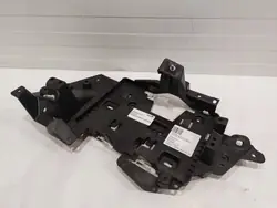 Moottoritietokoneen kiinnike OEM 84825203 Chevrolet Camarolle