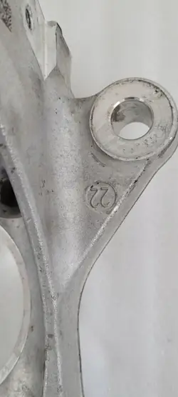 Pivot de direction gauche avant OEM A2473320700 Mercedes B