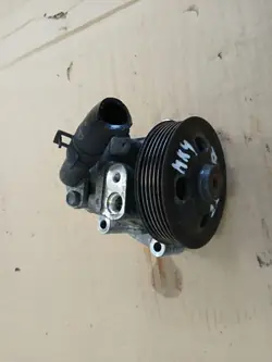 Pompe de direction assistée Ford OE 6g91-3a696-ae