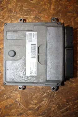 VOLVO XC90 V8 Unité de Contrôle Moteur 30732804