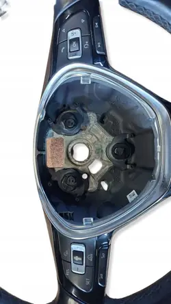 Volante Multifunción OEM 62128150D - Usado