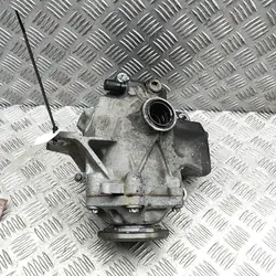 Voorreductor Mercedes-Benz GLC A2053310000
