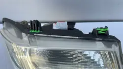 Phare avant droit Nissan Navara D40 Lift Pathfinder