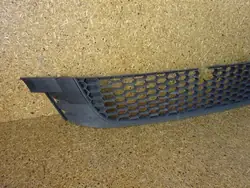VW Scirocco III Frontstoßstange Gitter 1K8853677