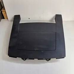 Mitsubishi OE konsolin kansi OEM 8002A113ZZ