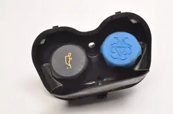 Porsche Öljytäyttökorkki OEM 98710615002 Cayman 987:lle