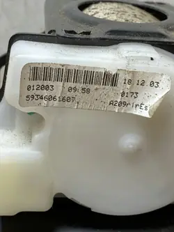 Guardabarros trasero derecho OEM C714 para Mercedes-Benz CLK