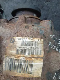 Achterdifferentieel 3.23 OEM 7556672-01 BMW