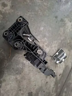 Bremspedal OEM CXY218 für Renault Clio V