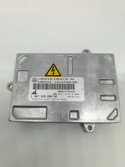 Convertisseur XENON Automotive Lighting 1307329200