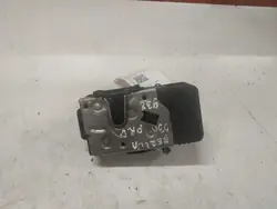 Vänster framdörrslås OPEL MERIVA 1.7L Diesel 2004