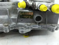 Distributeur de carburant OEM 0438100071 Mercedes W123 2.3