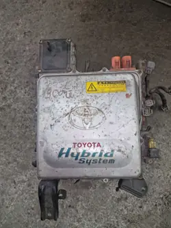 Inversor híbrido G921047010 para Toyota Prius XW30 2009-2015
