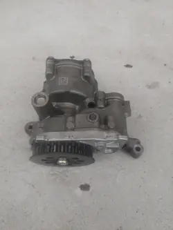 Oljepump VW Polo IV 1.6 TDI OEM 04L145208AB