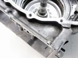 Carter de boîte OEM 050AA CAV9 pour 2.0 D