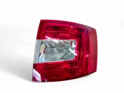 Lámpara trasera derecha Škoda Octavia III 13-16