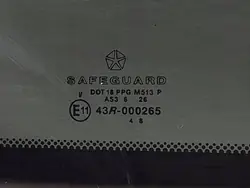 Vitre latérale arrière gauche teintée OEM 43R000625