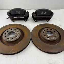 Jeu disques et étriers frein OEM LAA15233 VW Golf VII