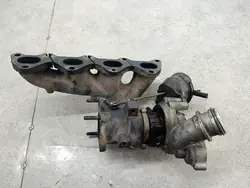 Turboahdin keräimellä OEM 03C145701 VW Golf V:lle