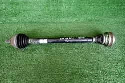 VW AUDI SEAT SKODA höger drivaxel 5K0407272C