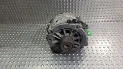 Vaihtovirtageneraattori Mercedes W210 3.2 CDI A0001502450