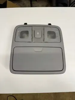 Hyundai I30 Cabine Lamp OEM 92810-1MXXX - Gebruikt