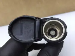 12V tupakansytytinpistorasia Nissan Qashqai J11 II