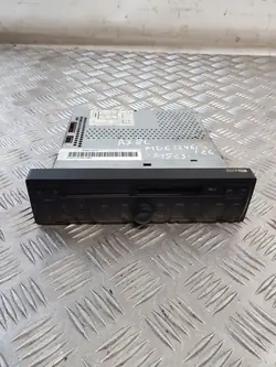 Begagnad Audi OE radio OEM 4B0035152B