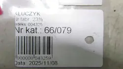 Mando Kia Sorento II OEM 066/079 - Usado