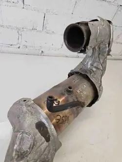Ford OE 82316743 Catalyseur d'occasion