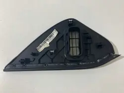 Maserati Ghibli III konsoltäcke vänster 06700184330