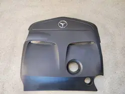 Couvercle Moteur OEM A2700102801 pour Mercedes Classe A