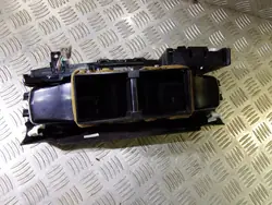Mittre ventilationsgallret OEM 875621 för Renault Laguna III