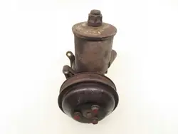 Bomba de direção OEM A2104662601 - Usada
