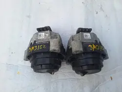 BMW G30 G31 X3 G01 Moottorin Kiinnikkeet Vasen Oikea Setti