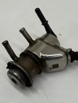 AdBlue-injectorventiel OEM 04L131113J voor Audi A6 C7