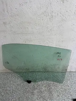 Vitre Portière Arrière Droit Mazda 2 DJ 2015-2023 OEM