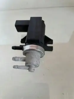 Skoda Superb Unterdruckventil OEM 1J0906627B