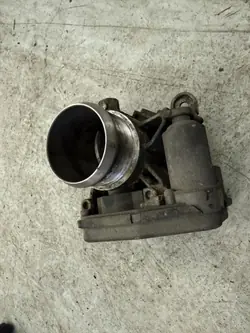 Boîtier papillon OEM 9687888280 PSA326 Peugeot