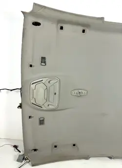 PODSUFITKA MONDEO MK4 HB - Plafonnier avec Éclairage