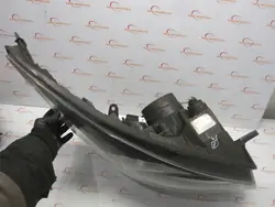 Phare avant droit Opel Vivaro B OEM 260108099R Occasion
