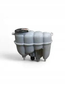 Réservoir d'expansion de liquide de refroidissement OEM 8W0121405L