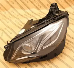 VOORSTE FULL LED KOPLAMP MERCEDES E-CLASS W213 LINKS