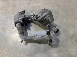 VW CADDY III 2.0 SDI Ilmansuodattimen Kotelo Resonatori