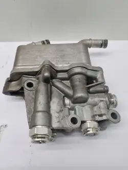 Vaihteistoöljynjäähdytin Dodge Durango III OEM 68485460AB