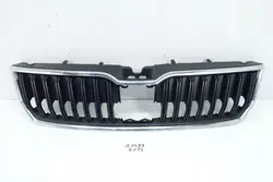 Skoda Fram Grill OEM 6U7853653B - Begagnad