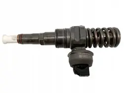 Pompe lave-glace OEM 038130073AG pour Skoda Octavia II 1.9 TDI