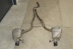 BMW 6 F13 linker Auspufftopf OEM 7812394