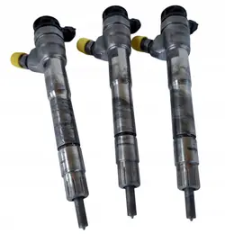 Injecteur Mercedes Vito W447 Renault Nissan 1.7 CDI DCI 0445110895