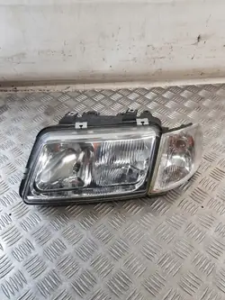 DEPO Vänster framlykta med blinkers Audi A3 8L